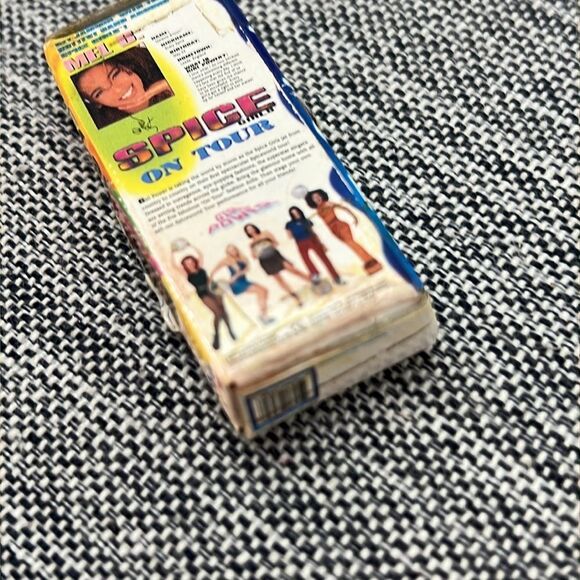 Vintage Galoob Miniature Spice Girl Mel “Scary Spice” - Picture 3 of 5